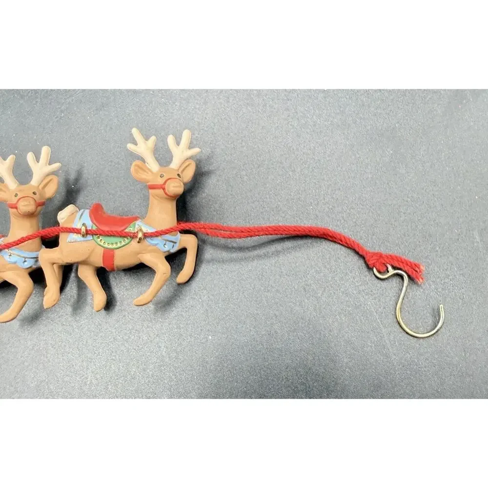 1986 Hallmark Keepsake Santa And His Reindeer Christmas Ornament No Box Lo16